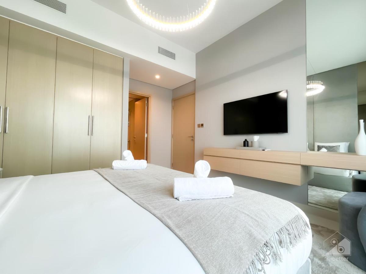 Extreme Luxury Burj Royal Balcony And Downtown View Apartment Dubai