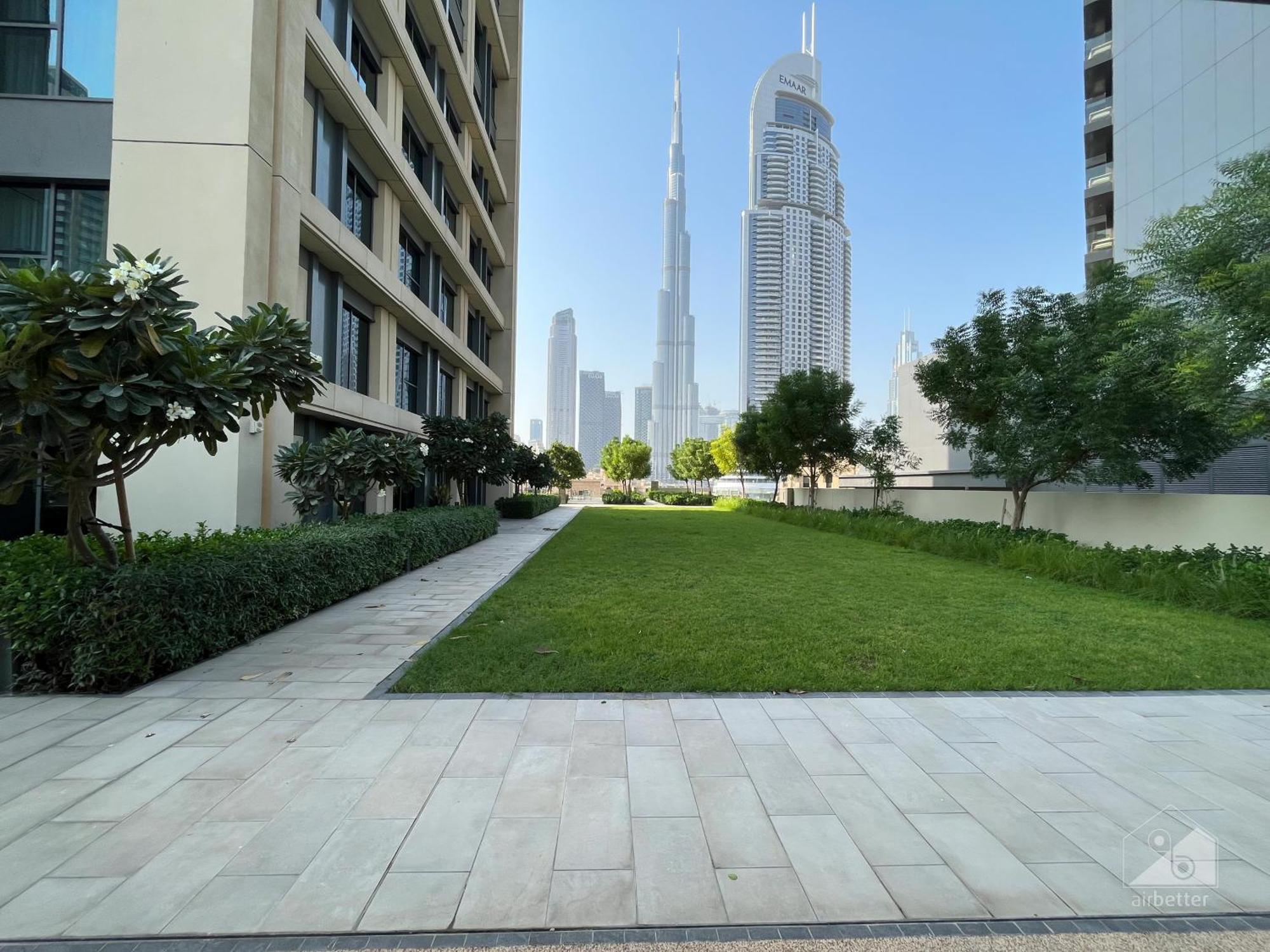 Extreme Luxury Burj Royal Balcony And Downtown View *