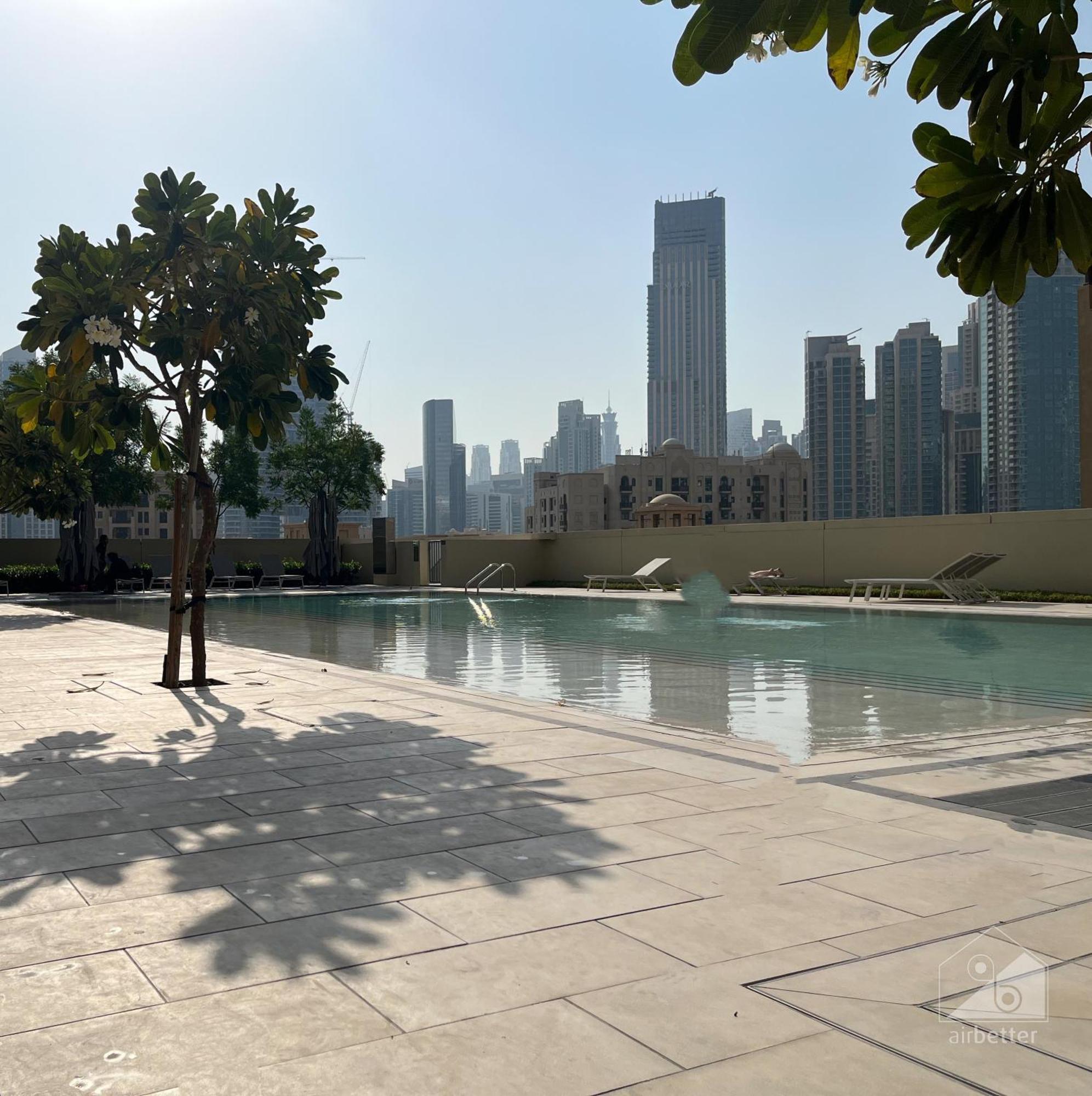 Extreme Luxury Burj Royal Balcony And Downtown View